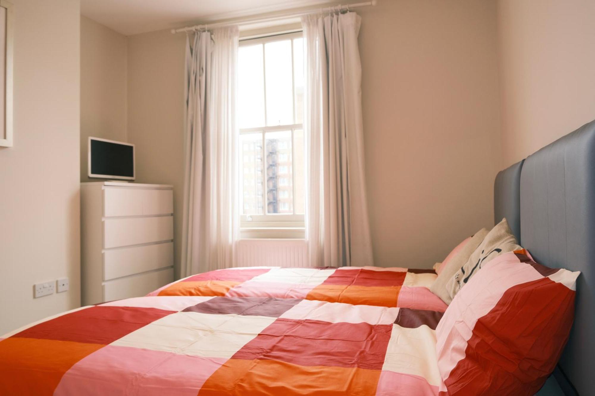 Appartement Spacious Duplex Flat West For Families & Groups *